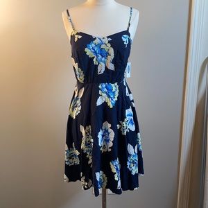 Old Navy Women’s Dress NEW WITH TAGS